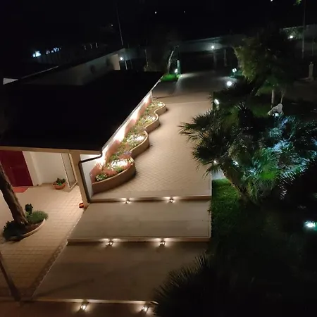 Blanca Aparthotel *